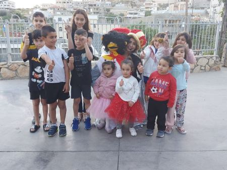 البعنة | الحكواتية لينا داوود مطانس تبدع بحلاق الملك 